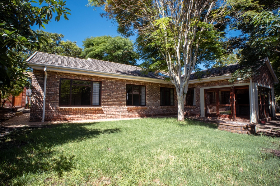 4 Bedroom Property for Sale in Heather Park Western Cape